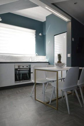 Гостиница Tria Modern Chic Apartment  Ханья